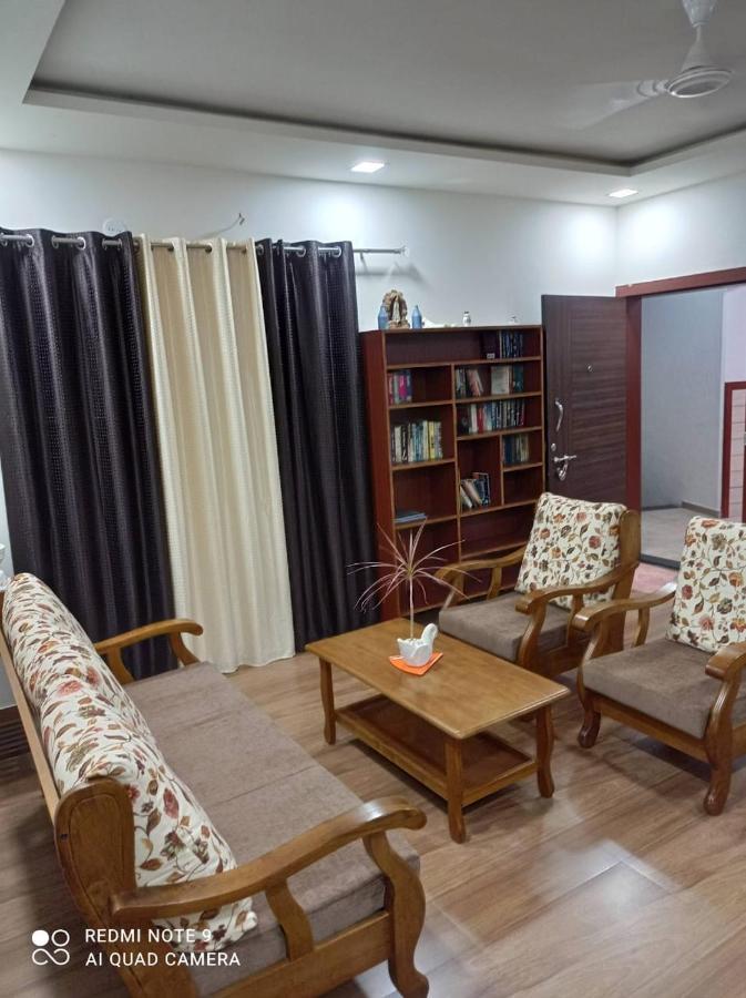 Stay Nc Homestay Nashik Zewnętrze zdjęcie
