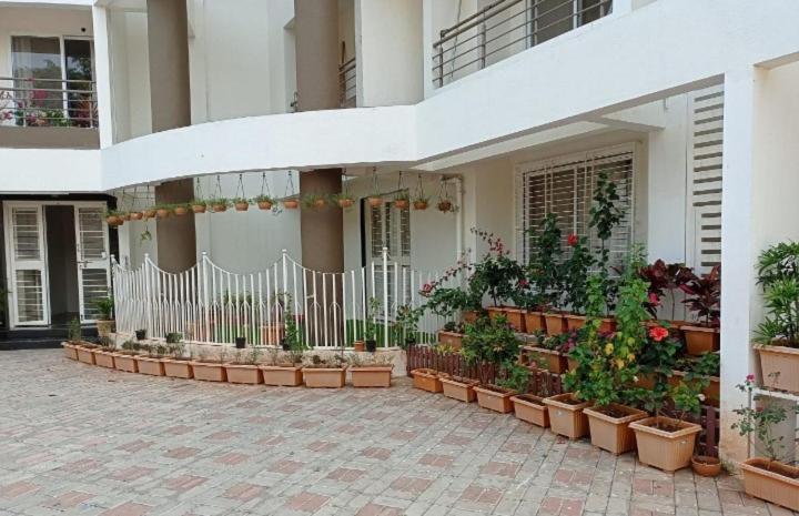 Stay Nc Homestay Nashik Zewnętrze zdjęcie